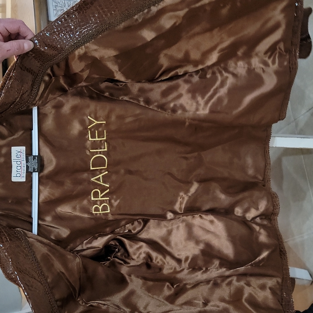 Leather jacket - Picture 2 of 7